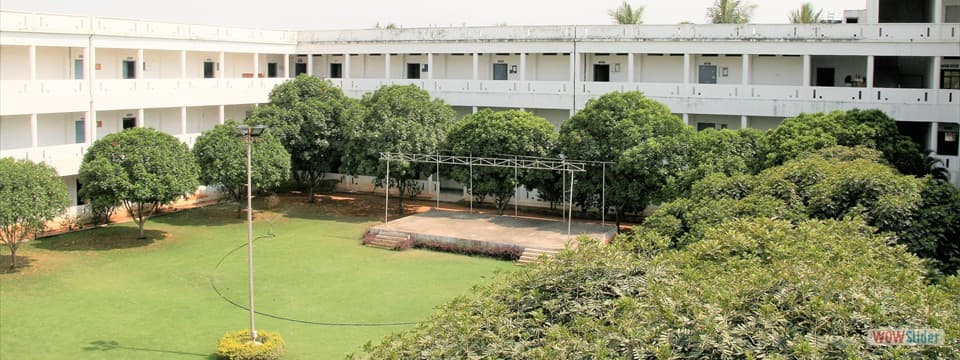 Sridevi Women's Engineering College Hyderabad Campus & Infrastructure photo 2